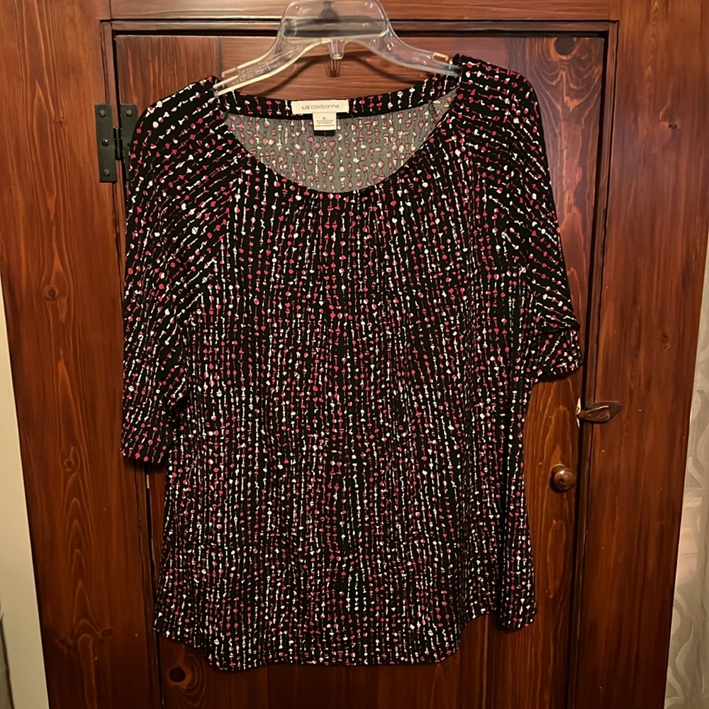 Liz Claiborne 3/4 length dress shirt. Size XL